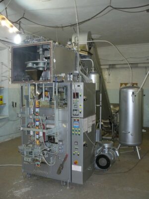 VFFS Packaging machine for roasted sunflower seeds, peanuts, chips, coffee in High-purity Nitrogen Environment (Modified Atmosphere Packaging)